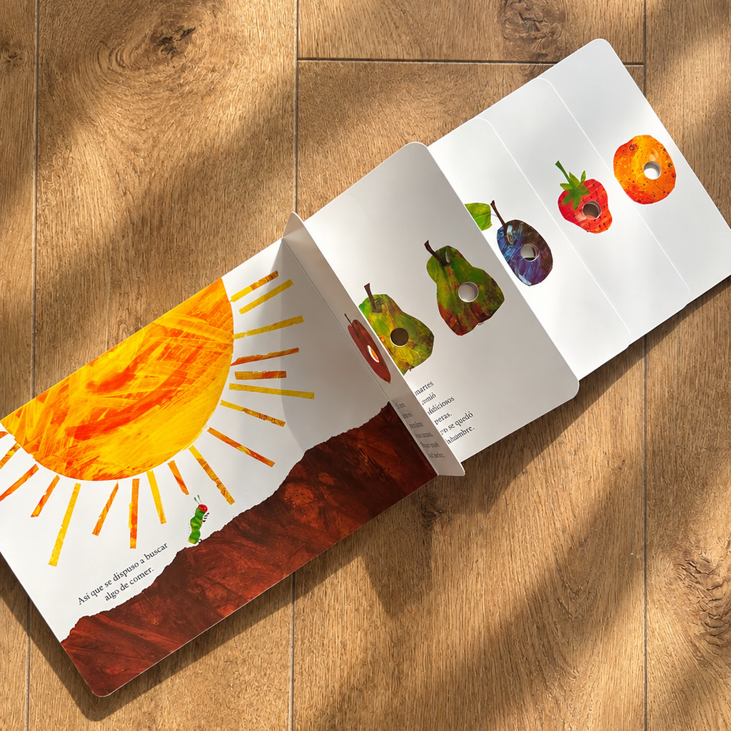 La pequeña oruga glotona | The Very Hungry Caterpillar (Spanish)
